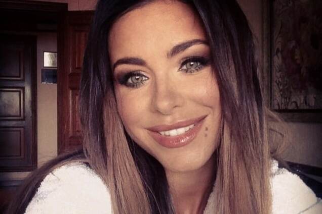 А-ля Мэрая Кэрри: Лорак кардинально сменила цвет волос