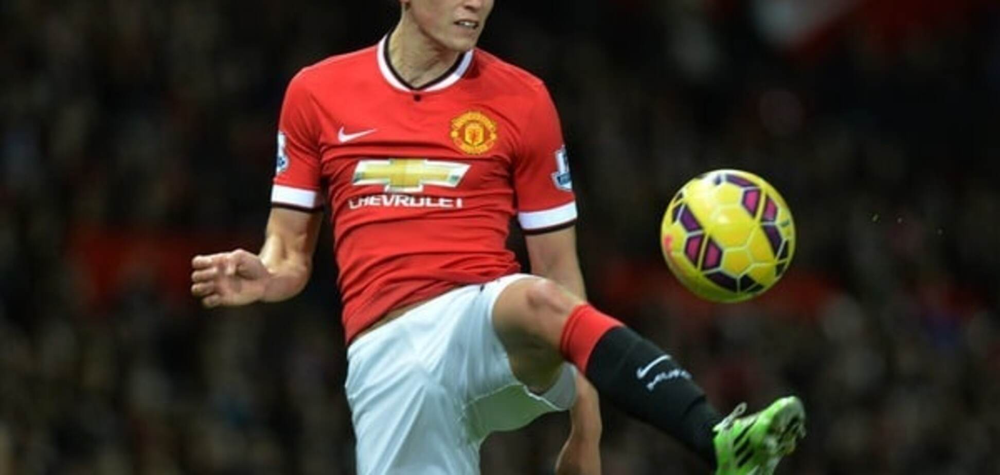 Футболіста 'Манчестер Юнайтед' знудило під час матчу: відео конфузу