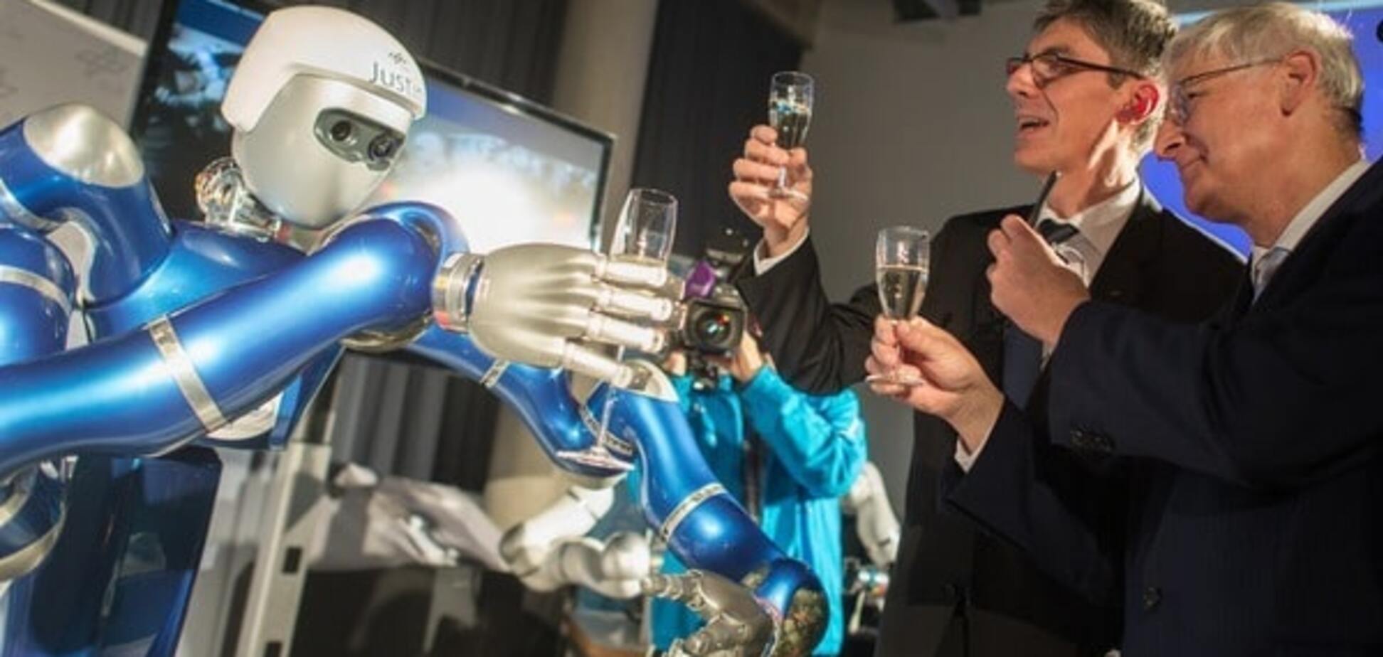 Эксперты назвали дату, когда роботы оставят человека без работы