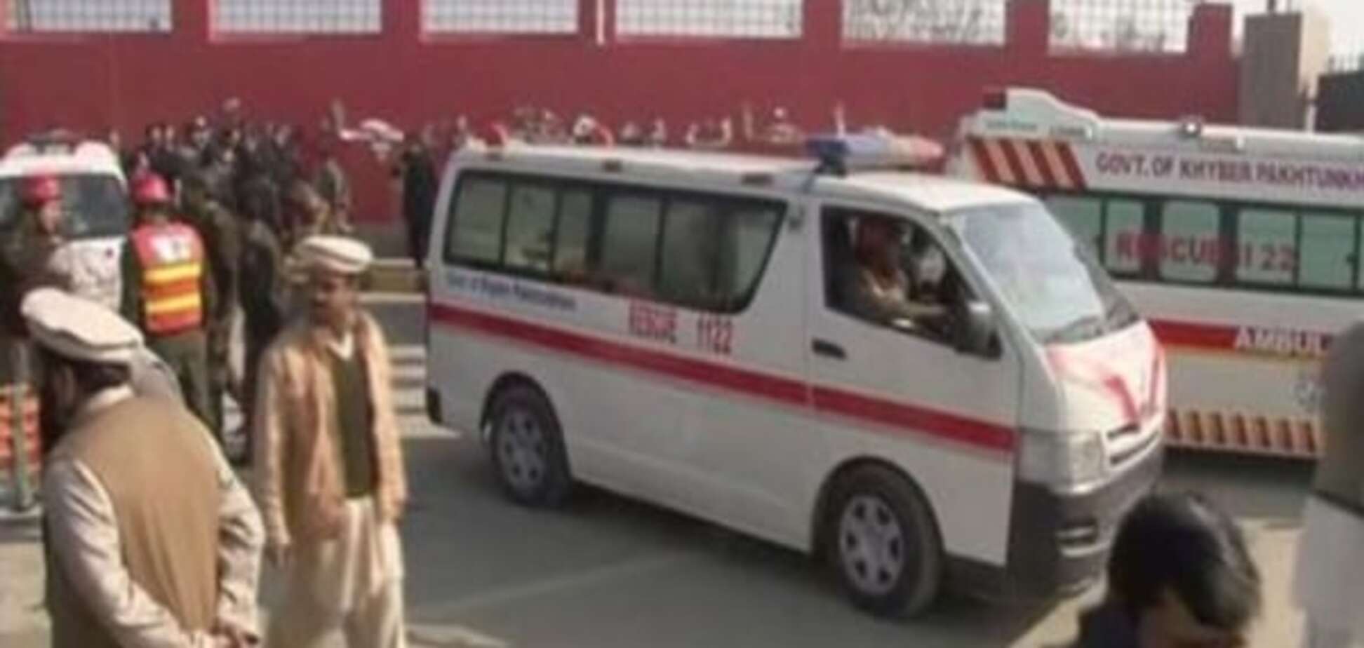 Операцію проти терористів у пакістанському університеті завершено