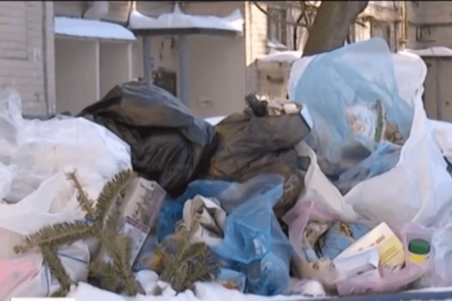 У полоні відходів: в Одесі через негоду не вивозиться сміття