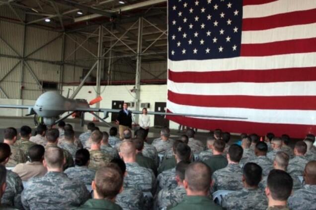 Обама разрешил Пентагону бомбить ИГИЛ в Афганистане - СМИ