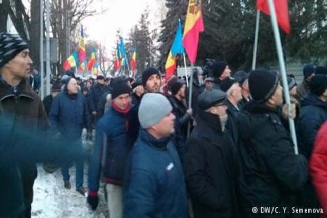Молдова: затвердження нового уряду на тлі протестів