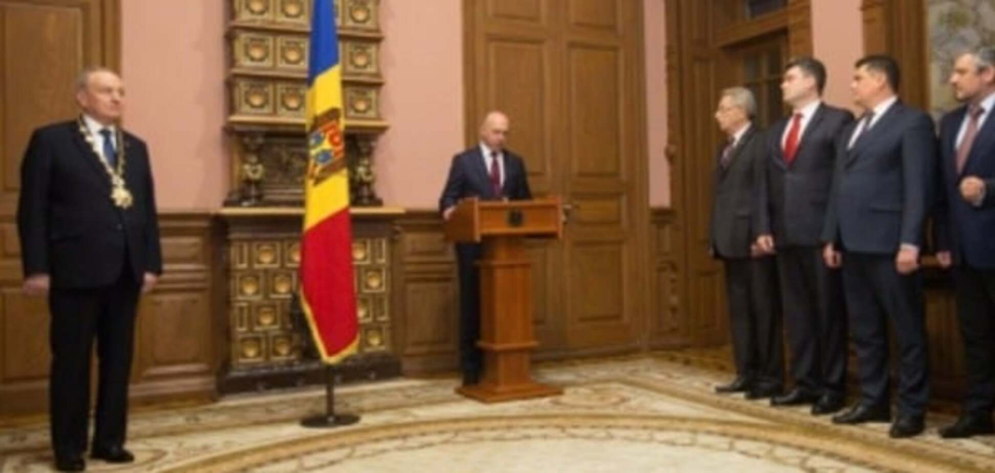 Революция в Молдове: правительство тайно приняло присягу