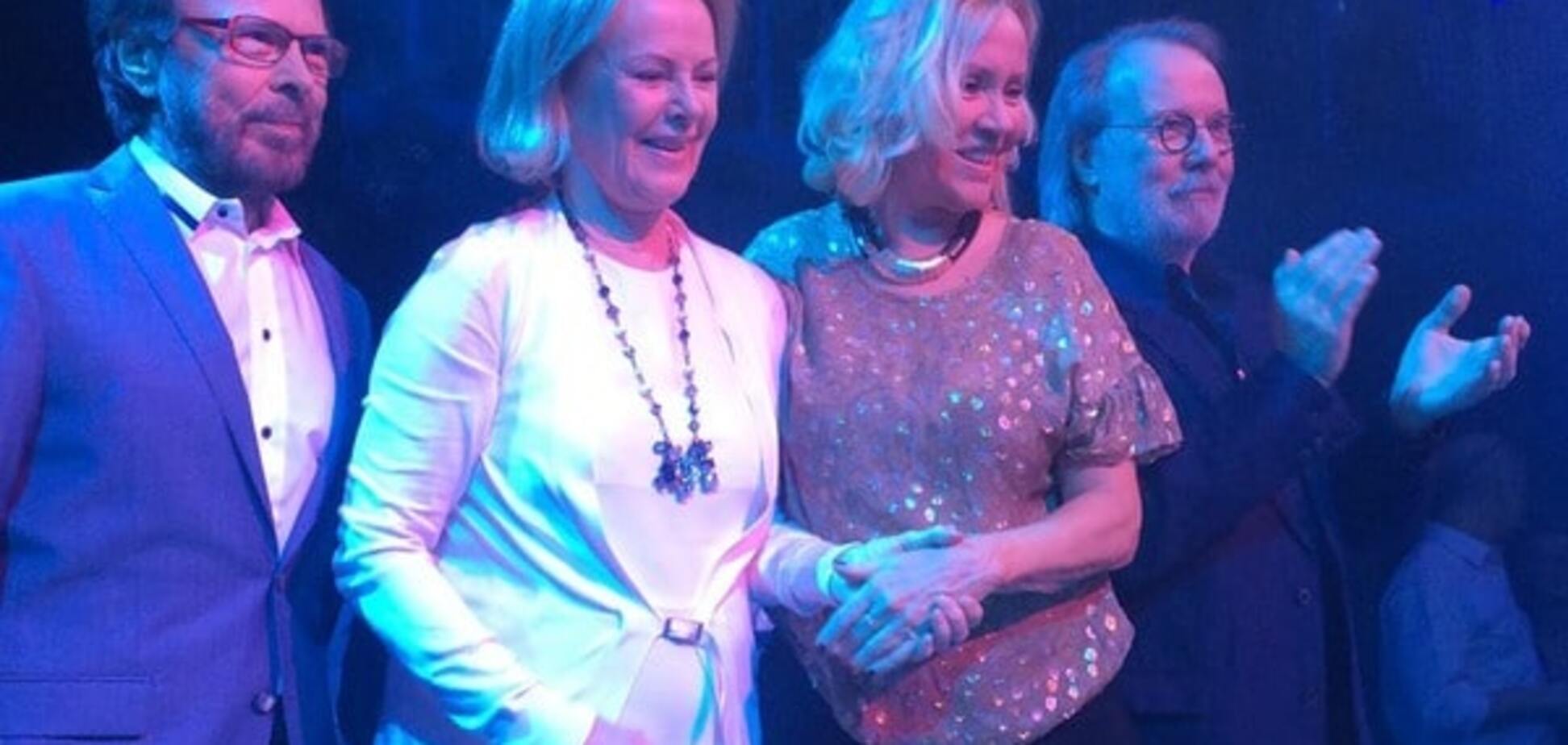 ABBA снова вместе: легендарная группа собралась на премьере мюзикла