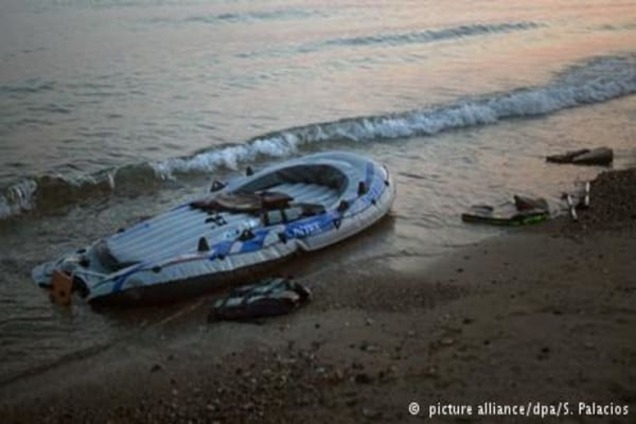 Більше десяти біженців потонули при спробі дістатися берегів Греції