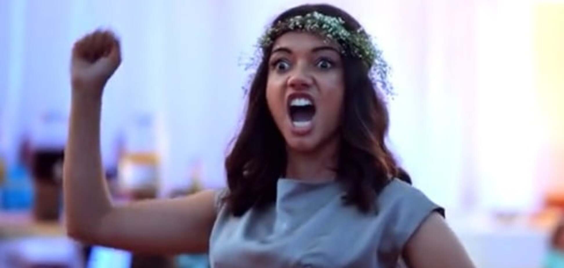 Интернет 'взорвало' видео с ритуальным танцем Хака на свадьбе