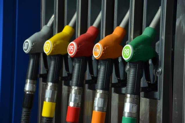 Прогноз: бензин упадет в цене до 7,85 грн за литр    