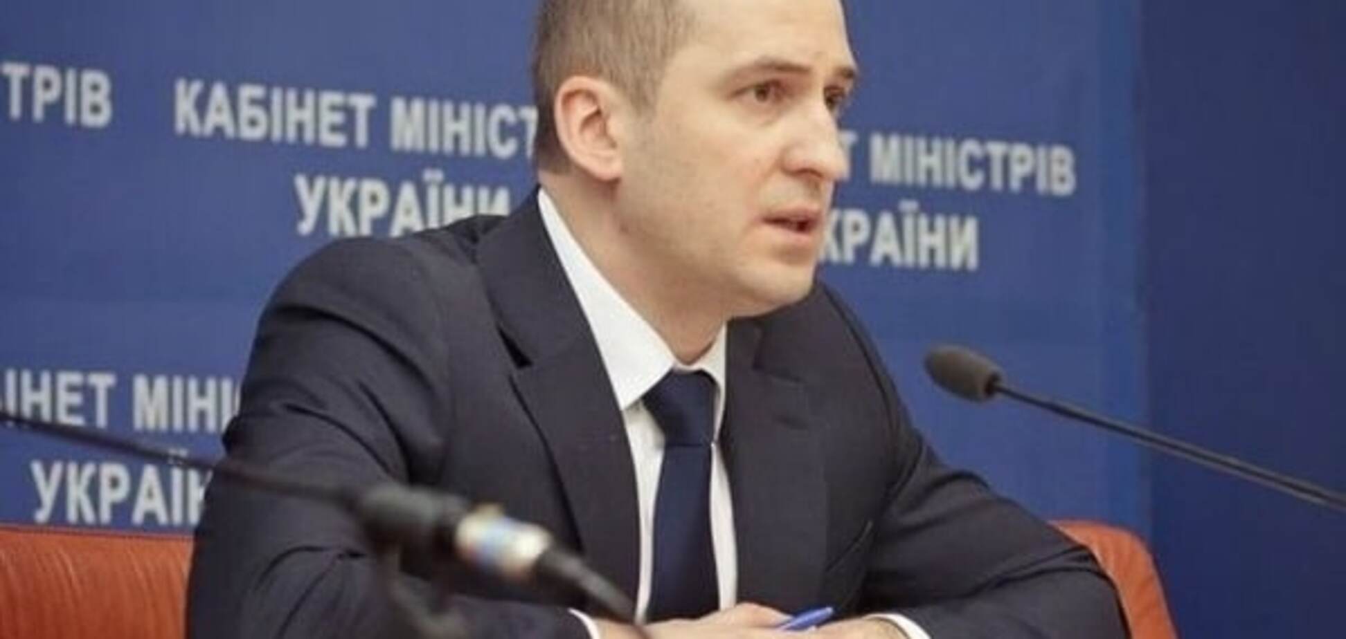 Експерт про відкликання Павленка: Україна не в тому положенні, щоб прибирати людину з мізками  