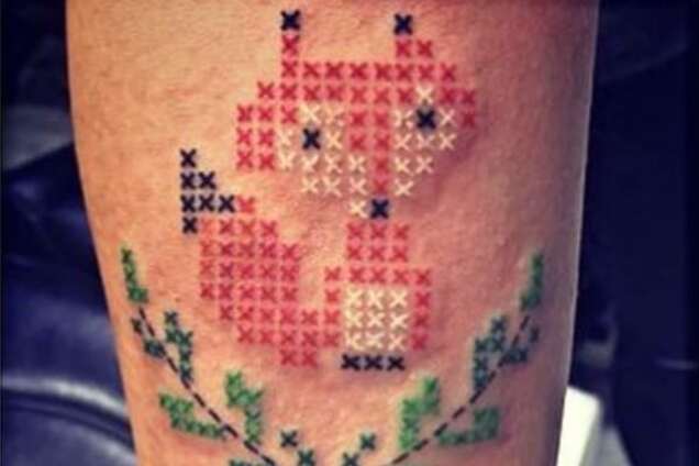 Вязаные татуировки: оригинальные украшения на теле покорили пользователей сети