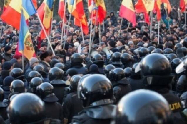 Молдавский кризис: в Кишиневе назревает Майдан против олигархов