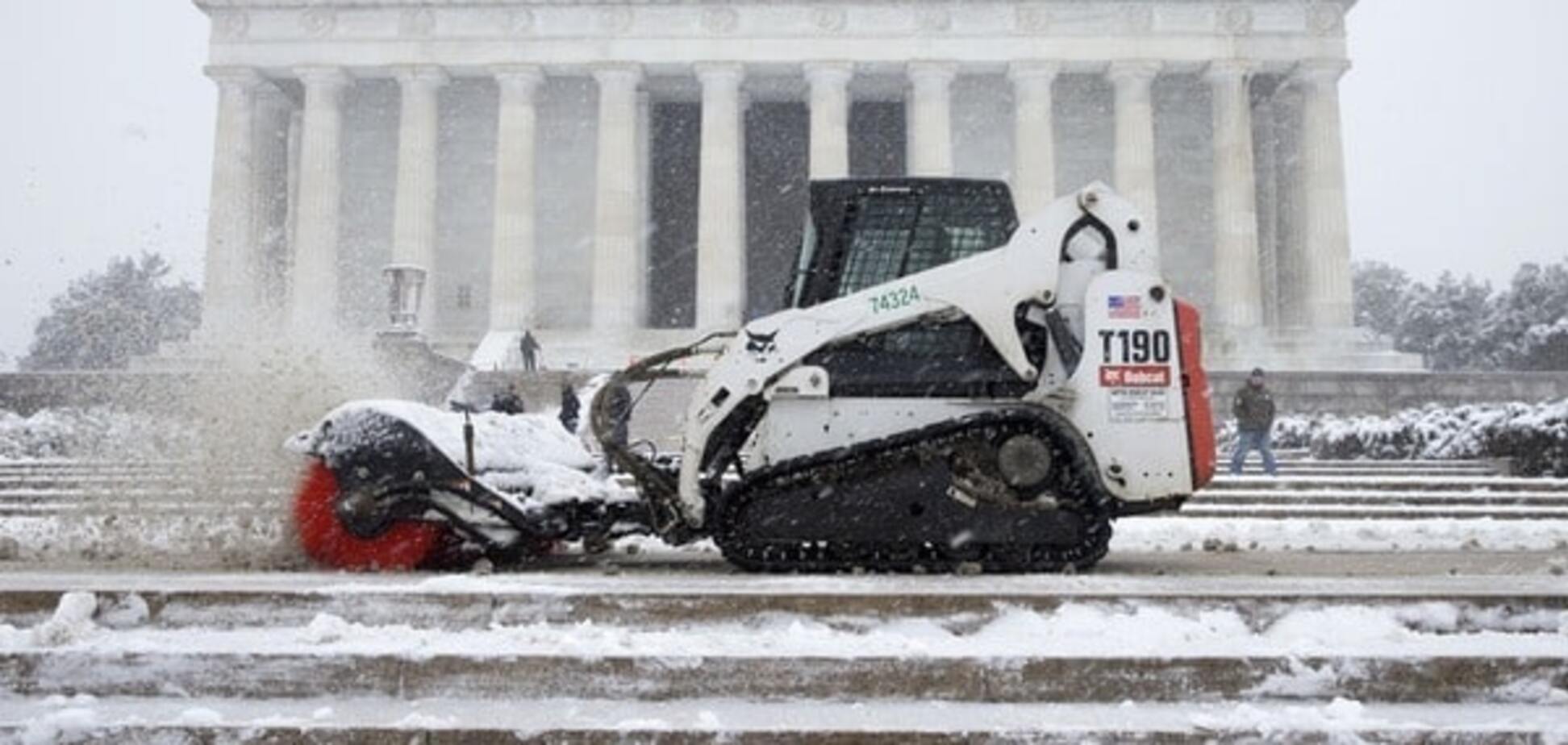 Снежная буря в США: количество жертв увеличилось до 29 человек