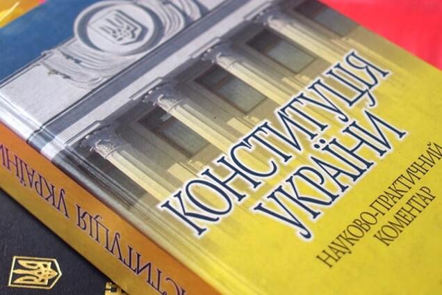 'Если бы вы учились так, как надо': Томенко по пунктам разложил 'референдум Яценюка'