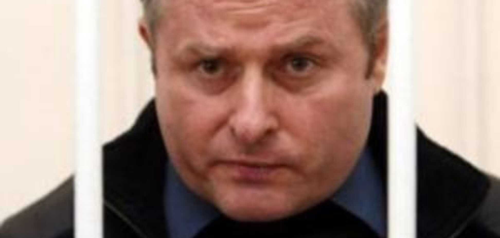'Закон Савченко': після 'колядника' Зварича на свободу зібрався 'мисливець' Лозінський