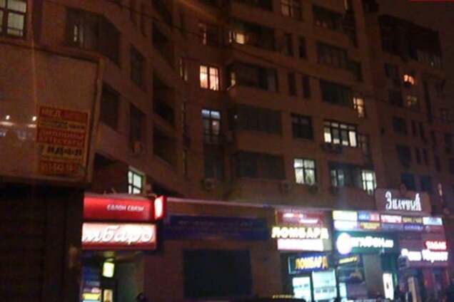 В Москве мужчина застрелил девушку, которая 'слишком громко' зазывала покупателей