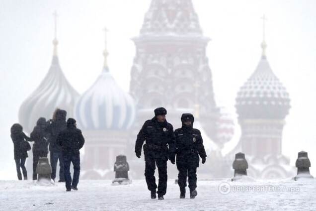 В Москве на перекрытой Красной площади видели 'скорую': соцсети гадают, кто пациент