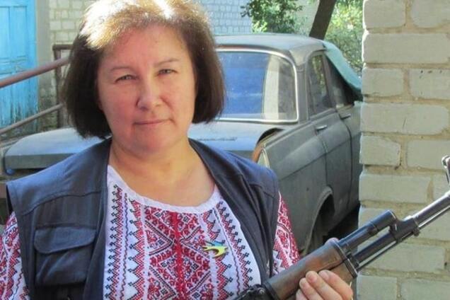 Родная для тысяч бойцов: волонтеры собирают деньги на внедорожник для 'мамы Лены'