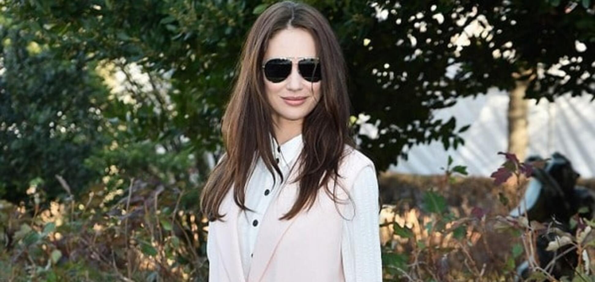 Ольга Куриленко впервые вышла в свет с отцом своего ребенка