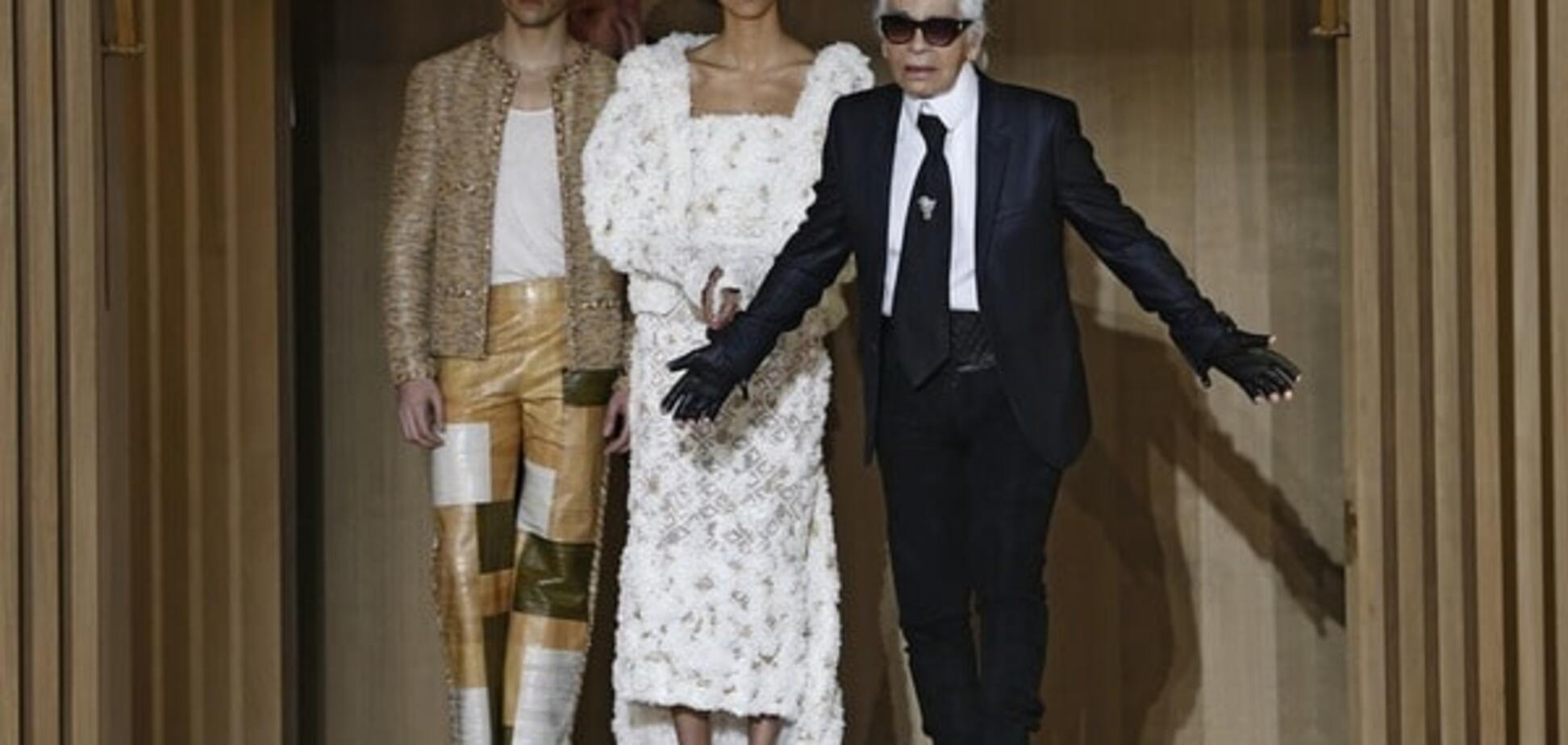 Новая коллекция Chanel: Лагерфельд 'перенес' моделей в начало XX века