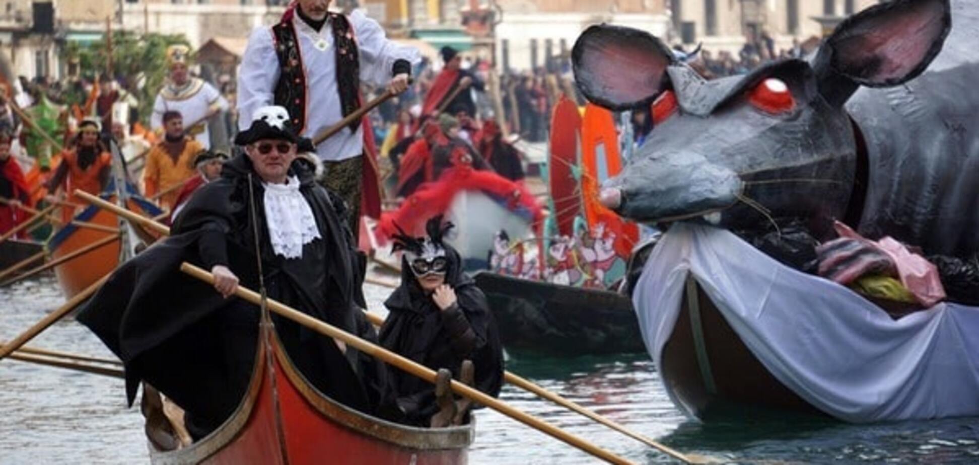 Карнавал в Венеции: яркие фото красочного итальянского праздника