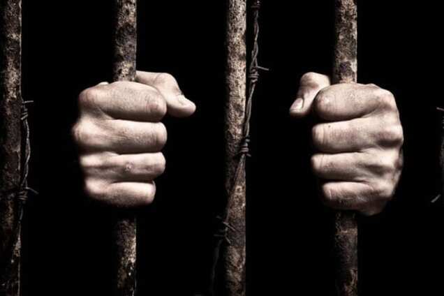 'Ганнибал Лектер' на свободе: из американской тюрьмы сбежал жестокий маньяк