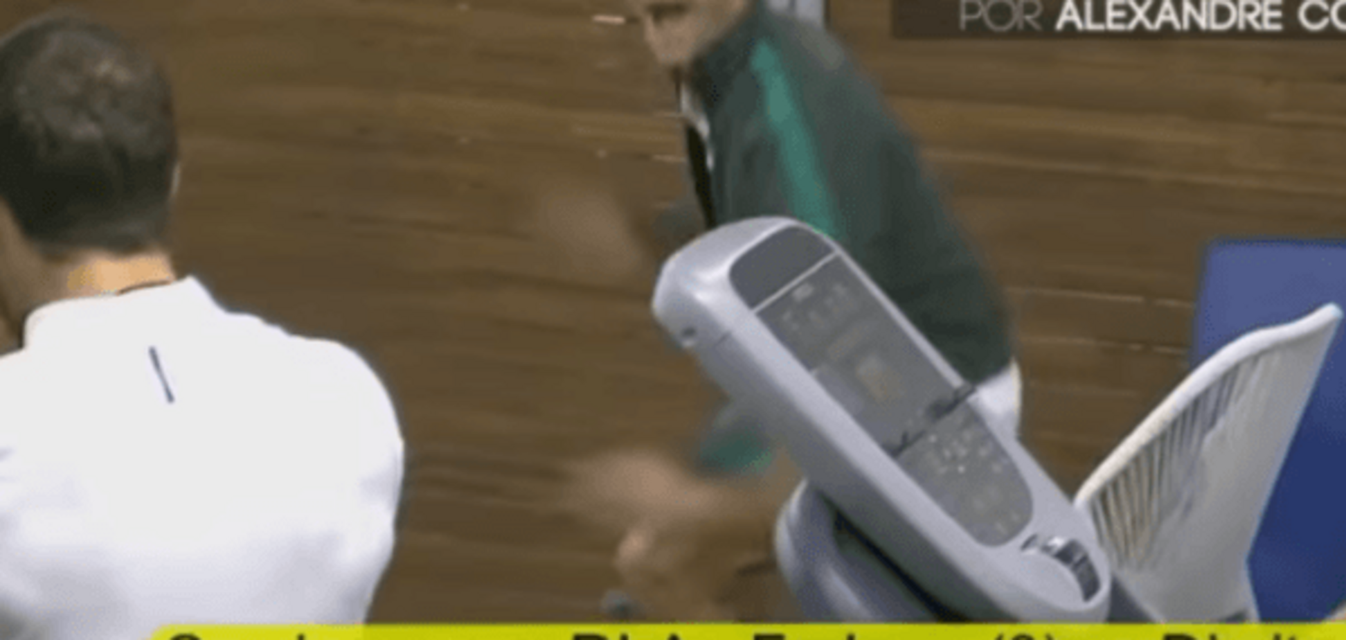 Как Федерер наслаждается Шараповой: видео из раздевалки бьет рекорды на Youtube