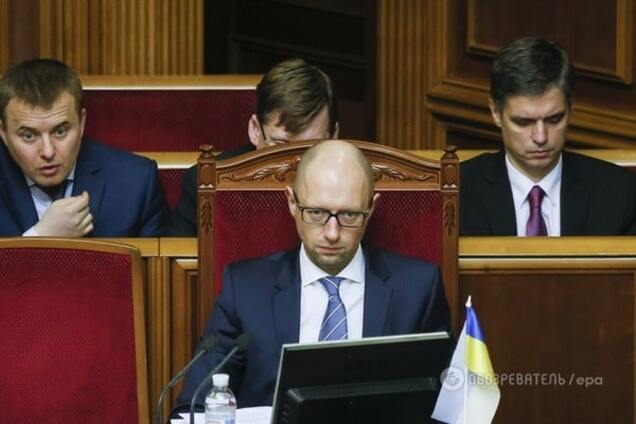 Отставка Яценюка: 'радикалы' и перебежчики из 'Народного фронта' спасут коалицию