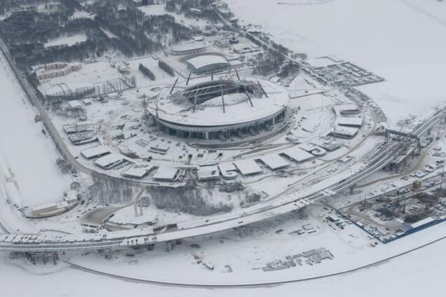 В России на стадионе ЧМ-2018 обнаружили четырехметровые трещины
