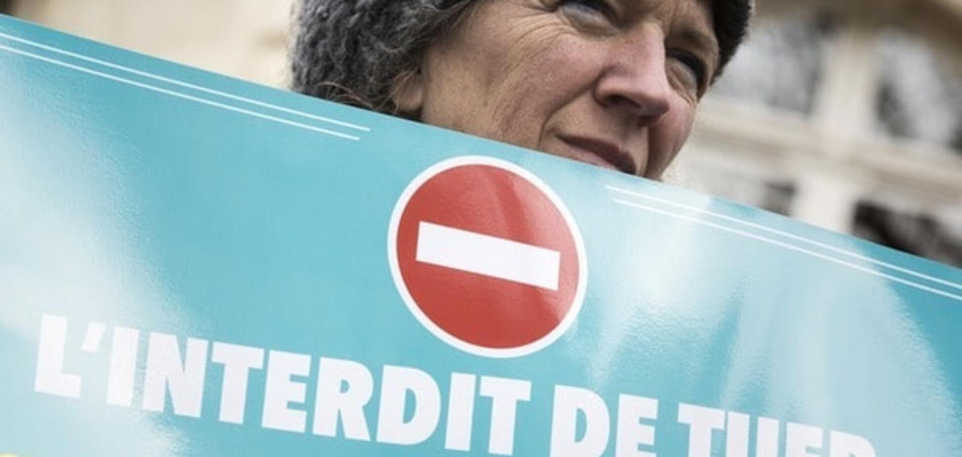 Приказано жить: во Франции запретили врачам убивать пациентов