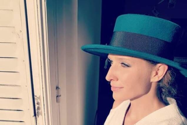 Осадчая восхитила стильным нарядом на Неделе моды в Париже