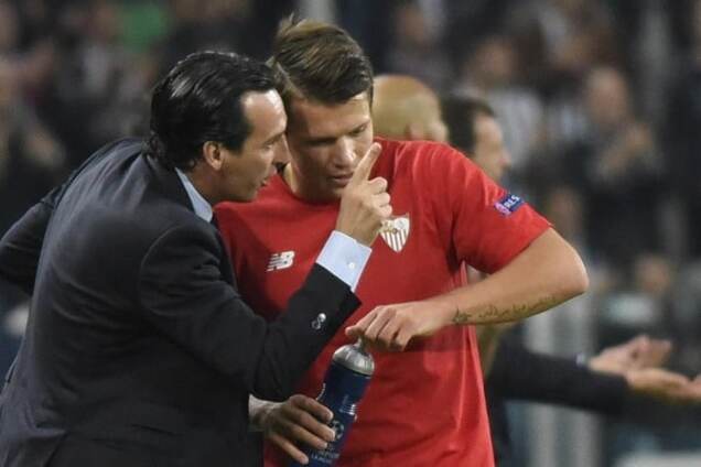 Тренер 'Севильи' выступил в защиту Коноплянки