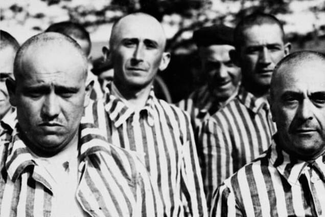 Опубликован уникальный фотоархив, случайно найденный в концлагере Аушвиц