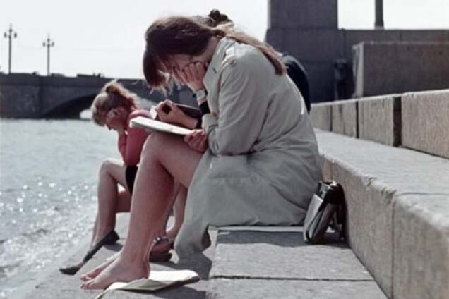 Картошка вместо книг: опубликованы фото из жизни студентов в СССР