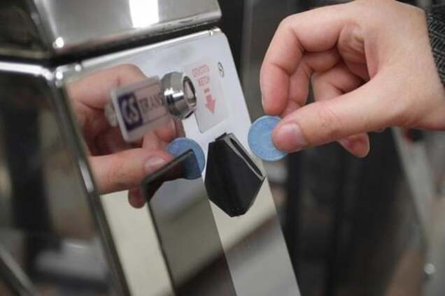 Петиции: в Киеве студенты захотели дешевого проезда в транспорте