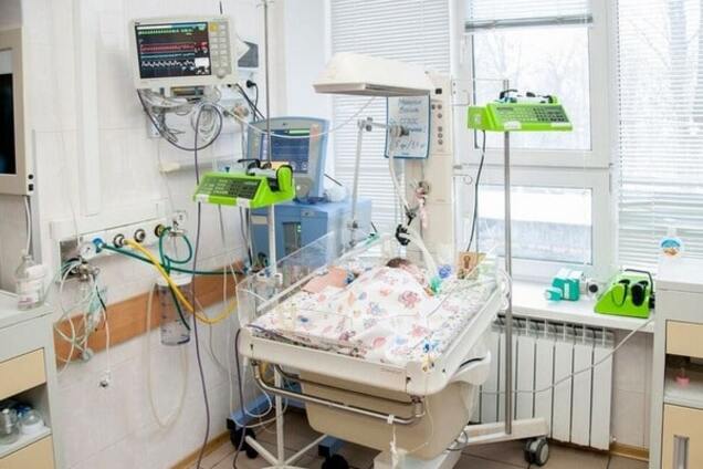 В Институте Амосова появился первый в Украине неонатальный бронхоскоп