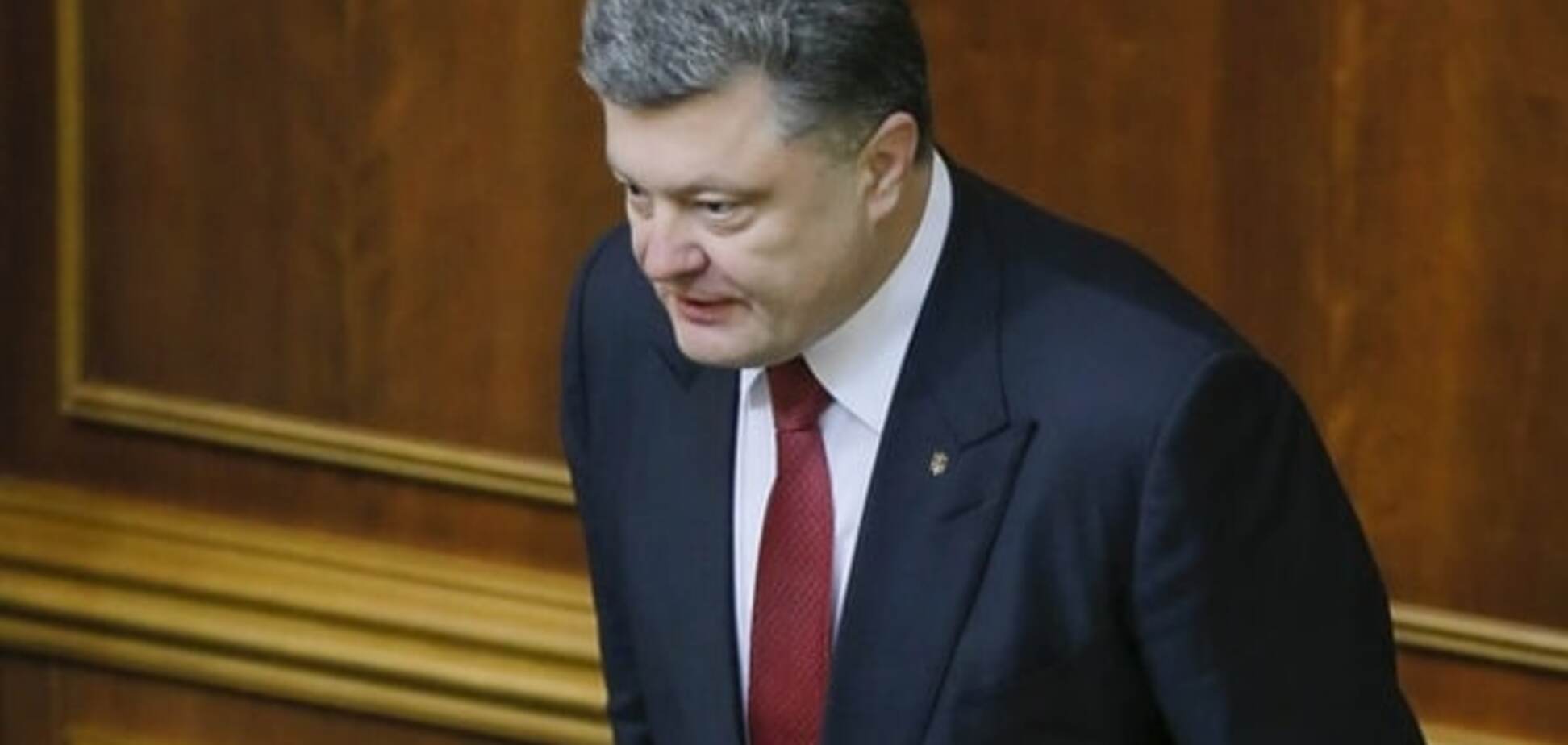 Порошенко вибачився перед матір'ю наймолодшого бійця АТО, який загинув за Україну