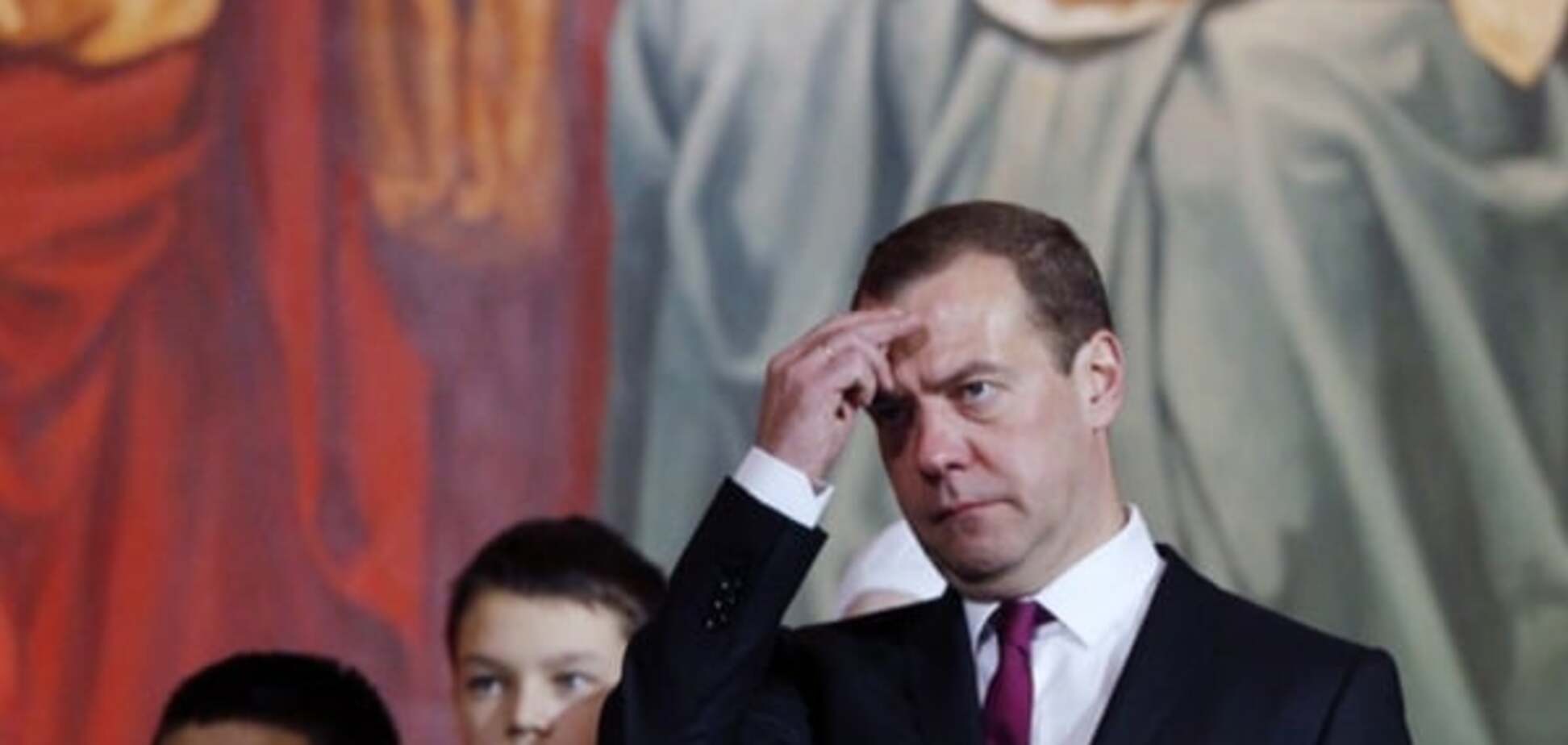 Чья бы корова мычала: Медведев обвинил США в 'арестах иностранцев'