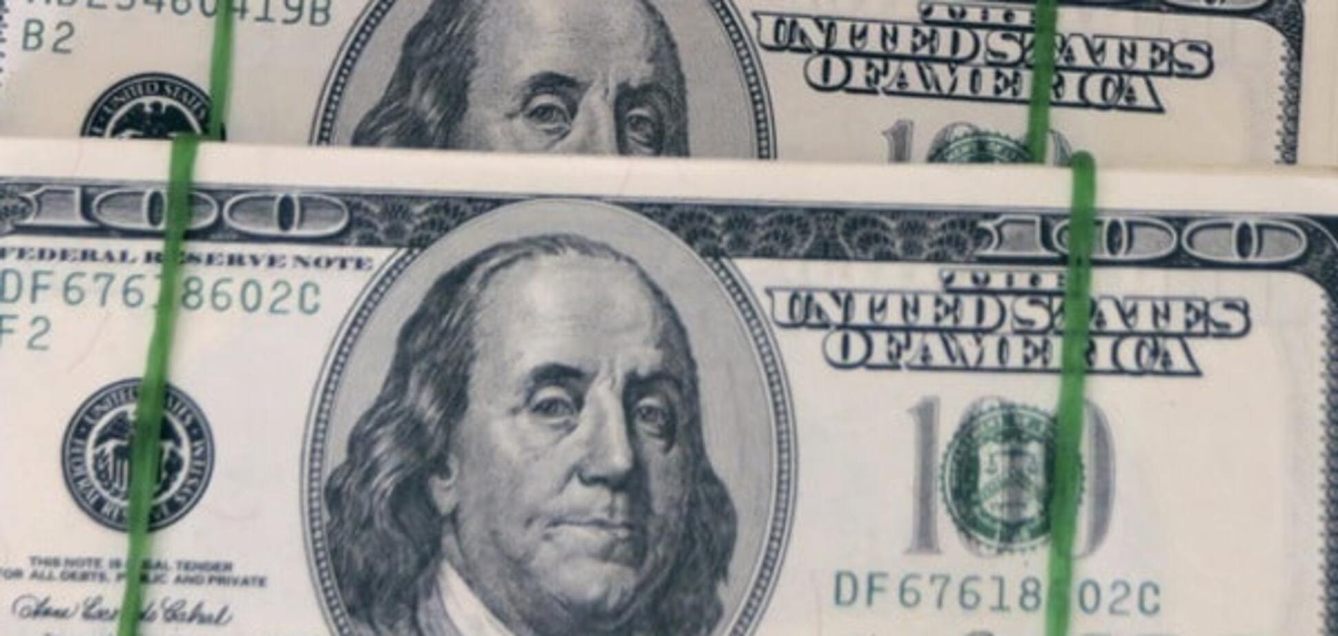 Долар в Україні перевалив за 25 грн