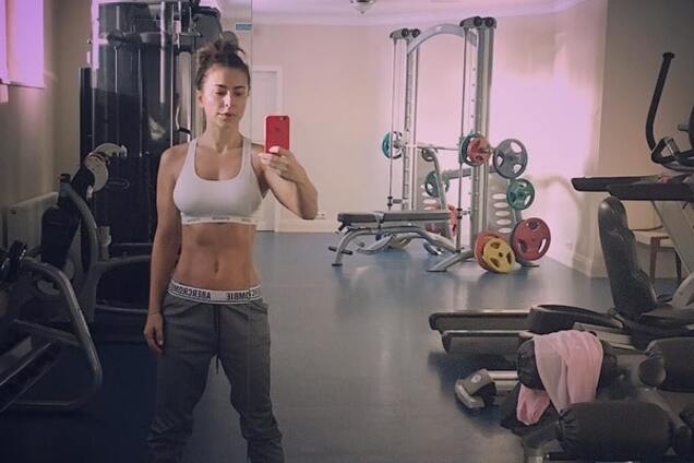 Звезды в спортзале: как Собчак, Седокова, Лорак и другие следят за фигурой