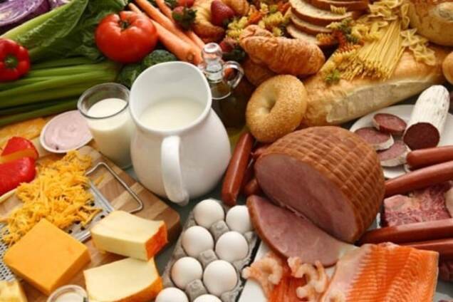 Когда еда становится отравой: названы продукты, которые нельзя разогревать