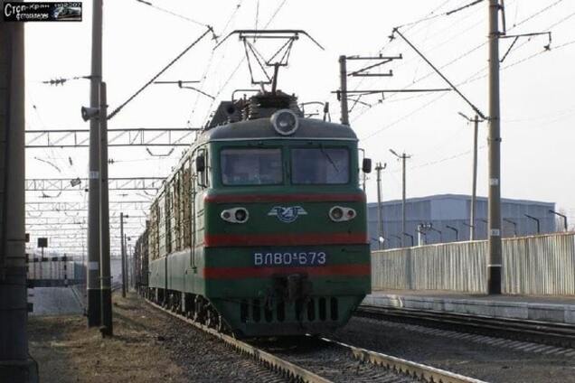 В Киеве с поезда сняли полуживого школьника: получил ожоги