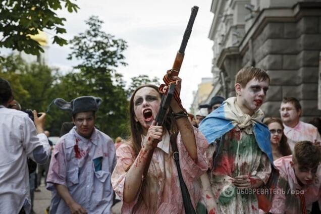 Сотник обозвал пропаганду в России 'имбецильной'