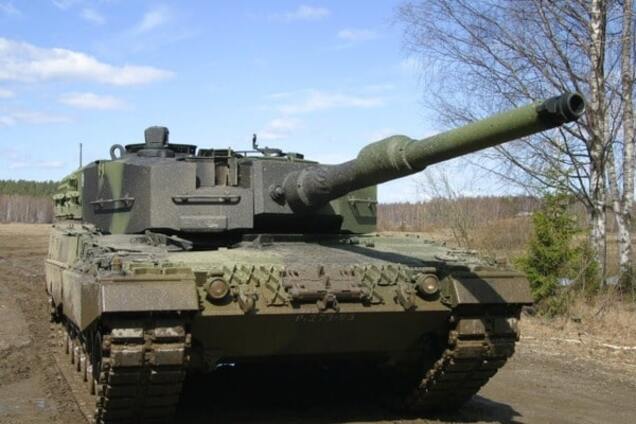 Террористы на Донбассе и не думают отводить танки и артиллерию - разведка