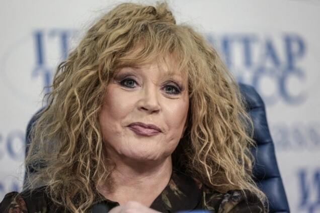 Растет конкурентка: Пугачева показала уникальное видео 2-летней дочери