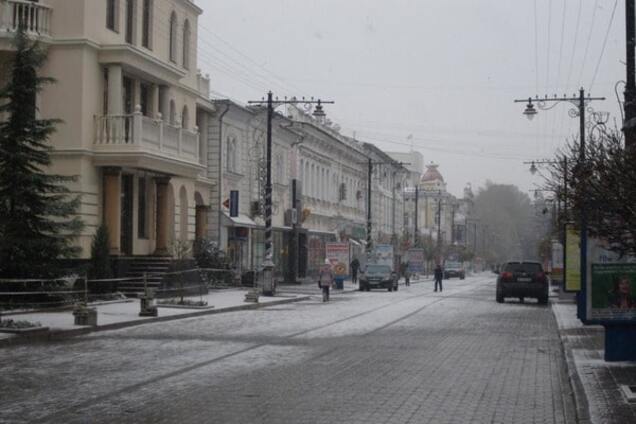 У знеструмленому Сімферополі практично зупинився громадський транспорт