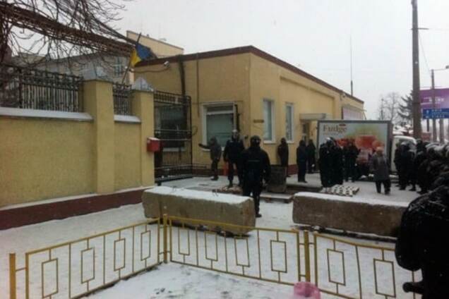 Кондитерский конфликт: экс-глава СБУ объяснил, почему милиция бездействовала