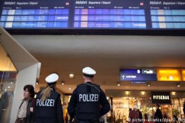 Напади на жінок у Кельні: у ФРН заговорили про новий вимір організованої злочинності