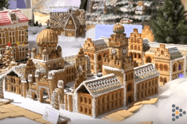 Сладкая сказка: в Одессе построили городок из пряничных домиков