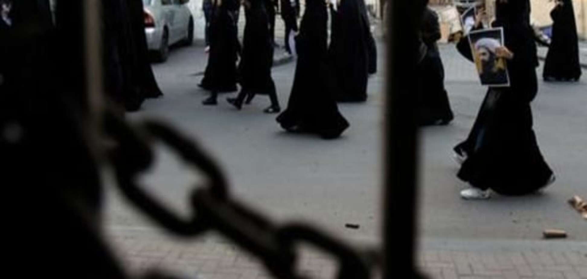 ЗМІ: Бахрейн також припиняє авіасполучення з Іраном