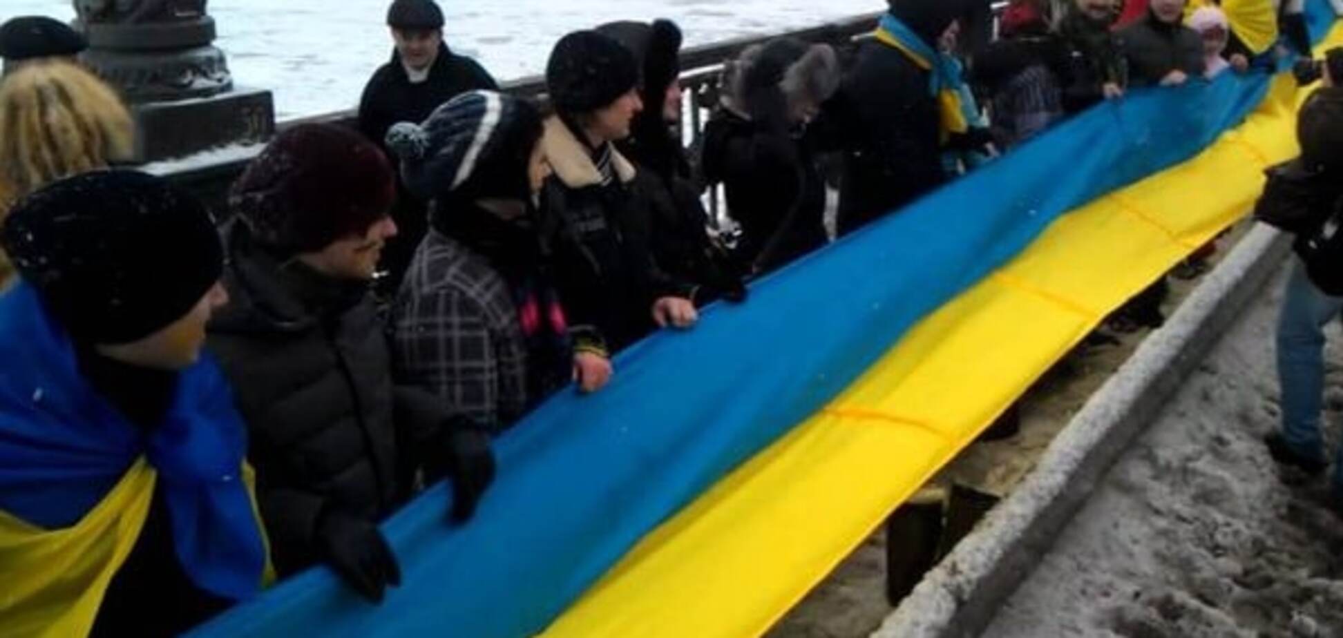 Активисты готовятся объединить 'живой цепью' берега Днепра
